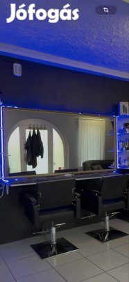 monumentális tükör