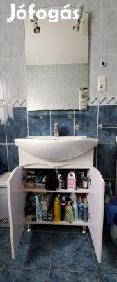mosdószekrény tükörrel