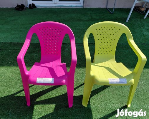 műanyag gyerek szék