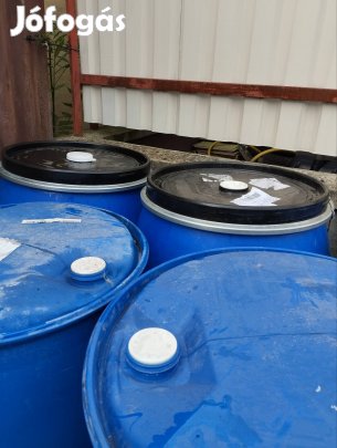 muanyag hordó 200literes csatos tetövel