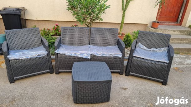 műanyag ratta hatású kerti ülőgarnitúra
