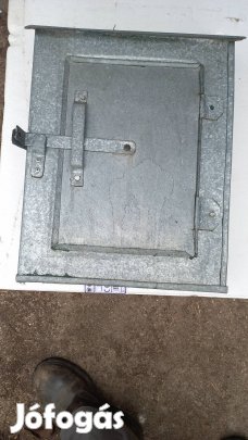 nagxméretű postaláda