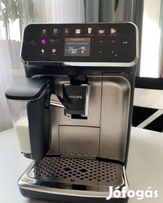 nagyon szép, megkímélt állapotban lévő Philips Lattego 5400 kávéfőző