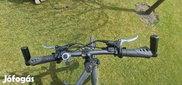 női 28' trekking kerékpár eladó
