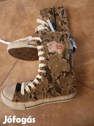 női sportcsizma, cipő,bakancs 