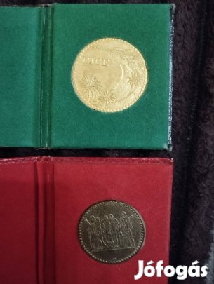 numizmatika aranyozott bronz érme  2 db.