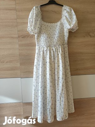 nyári ruha, apró virágos mintával