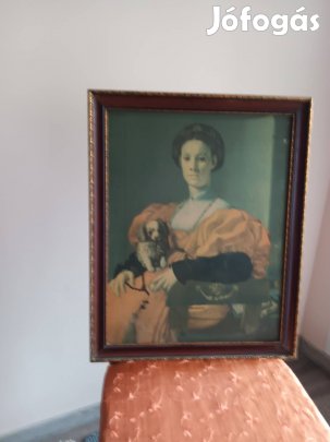 nyomát a kutyás holgy