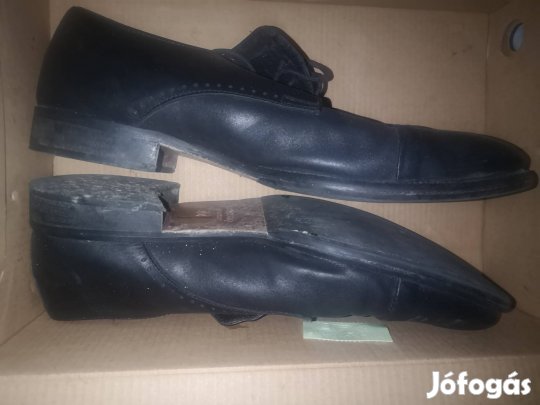 olasz fekete bőr félcipő 44
