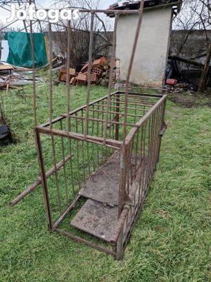 öntöttvas disznó kaloda