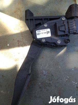 opel astra gázpedál