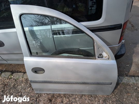 opel combo C ajtó jobb első ajtó 