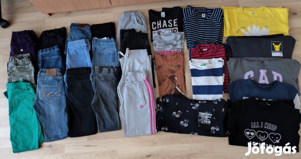 óriási lany ruhacsomag 28 db ruha eladó 140-146