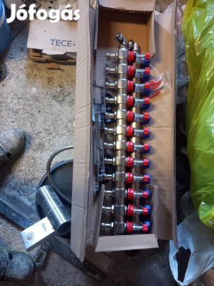 padlófűtés osztó 12 körös