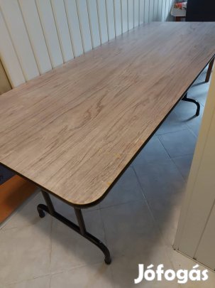 parti asztal 