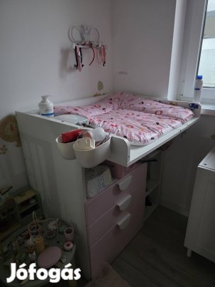 pelenkázó szekrény IKEA asztallá alakítható rózsaszín