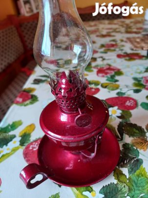 petróleum lámpa dísz