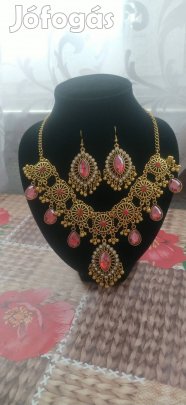 piros fehér kristály köves nagy mutatós indiai ékszer szett 