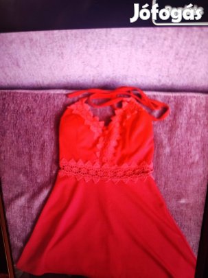 piros nyári ruha 