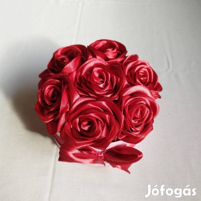 piros rózsa box