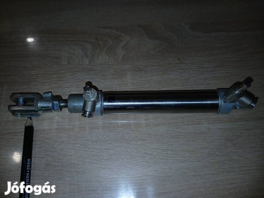 pneumatikus munkahenger eladó.