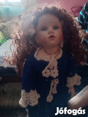 porcelán baba 100 Éves korul