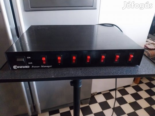 rack eloszt hifi végfok kiegészítő