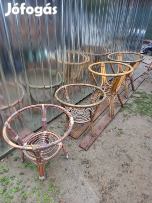 rattan asztalok 5000ft db