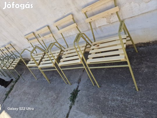 régi kerti székek retro vendéglátós rakásolható karos székek