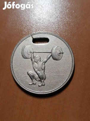 régi súlyemelő érem
