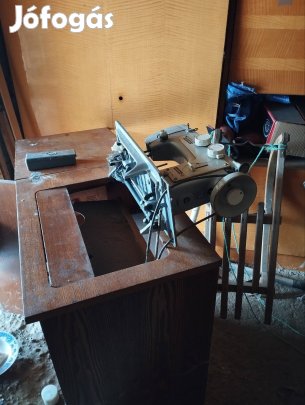 régi varrógép eladó