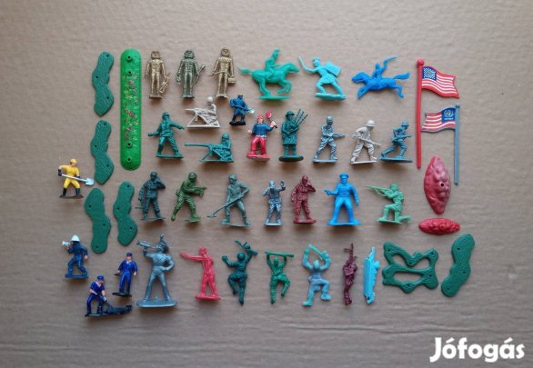 retró műanyag katona csomag 