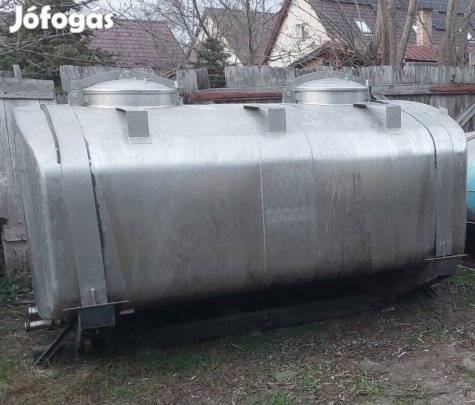 saválló szállitó tartály  5m3.