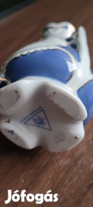sérült porcelán figurák