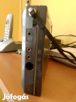 sony vilagvevő radió ritkasag(kis hibas)