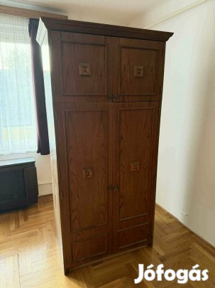 sorszekrény eladó!