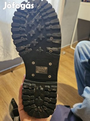 steel bakancs