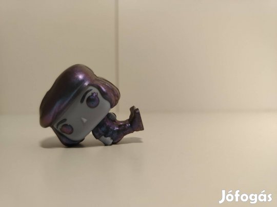 stranger things kinder joy minifigura Robin 