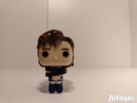 stranger things kinder joy minifigura stave és robin