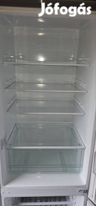 szabadonálló kombinált hűtő 