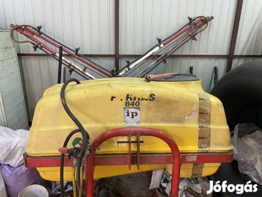 szántóföldi permetező 