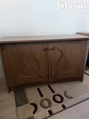 szekrény előszobába, szobába