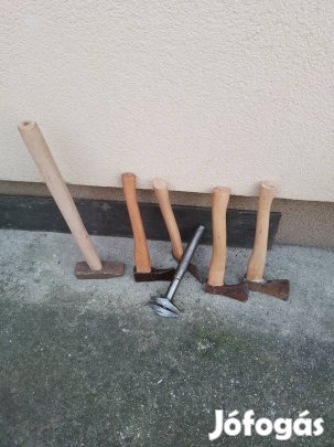 szerszámok kalapács franciakulcs 