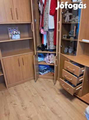 szoba bútor, szép állapotban. 