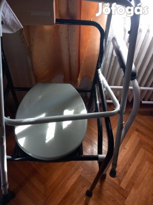 szoba wc időseknek, betegeknek