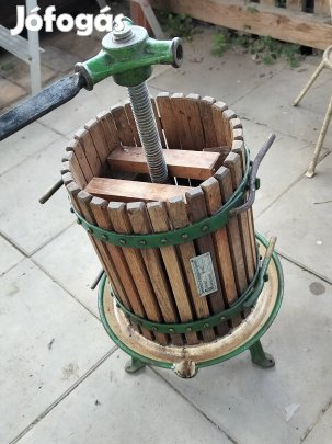 szőlőprés kis méretű 