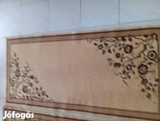 szőnyegek jó állapotú