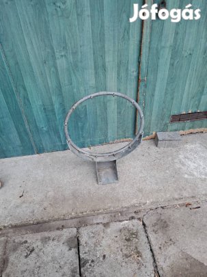 szürke kosárlabda gyűrű 