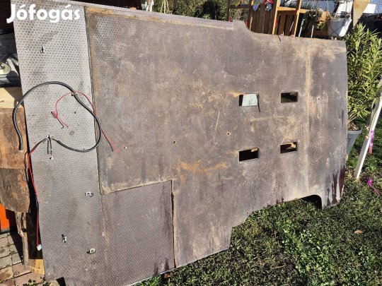 t5 t6 Transporter raktér burkolat rövid