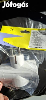 t elosztó földelt 16A 3500Watt